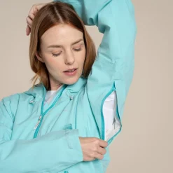 Best Women's Dynamic Pro III Waterproof Jacket | Women Jungle|Waterproof Jackets